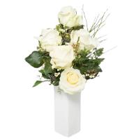 5-white-roses