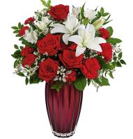 lovestruck-bouquet-red-white-flowers
