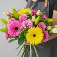 pink-and-yellow-florist-choice-bouquet