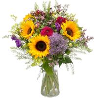 summer-splendour-bouquet-sunflowers-and-summer-flowers