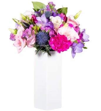 ethereal-femme-bouquet