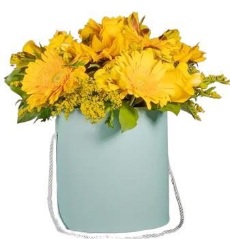 golden-sunshine-bouquet-yellow-flowers